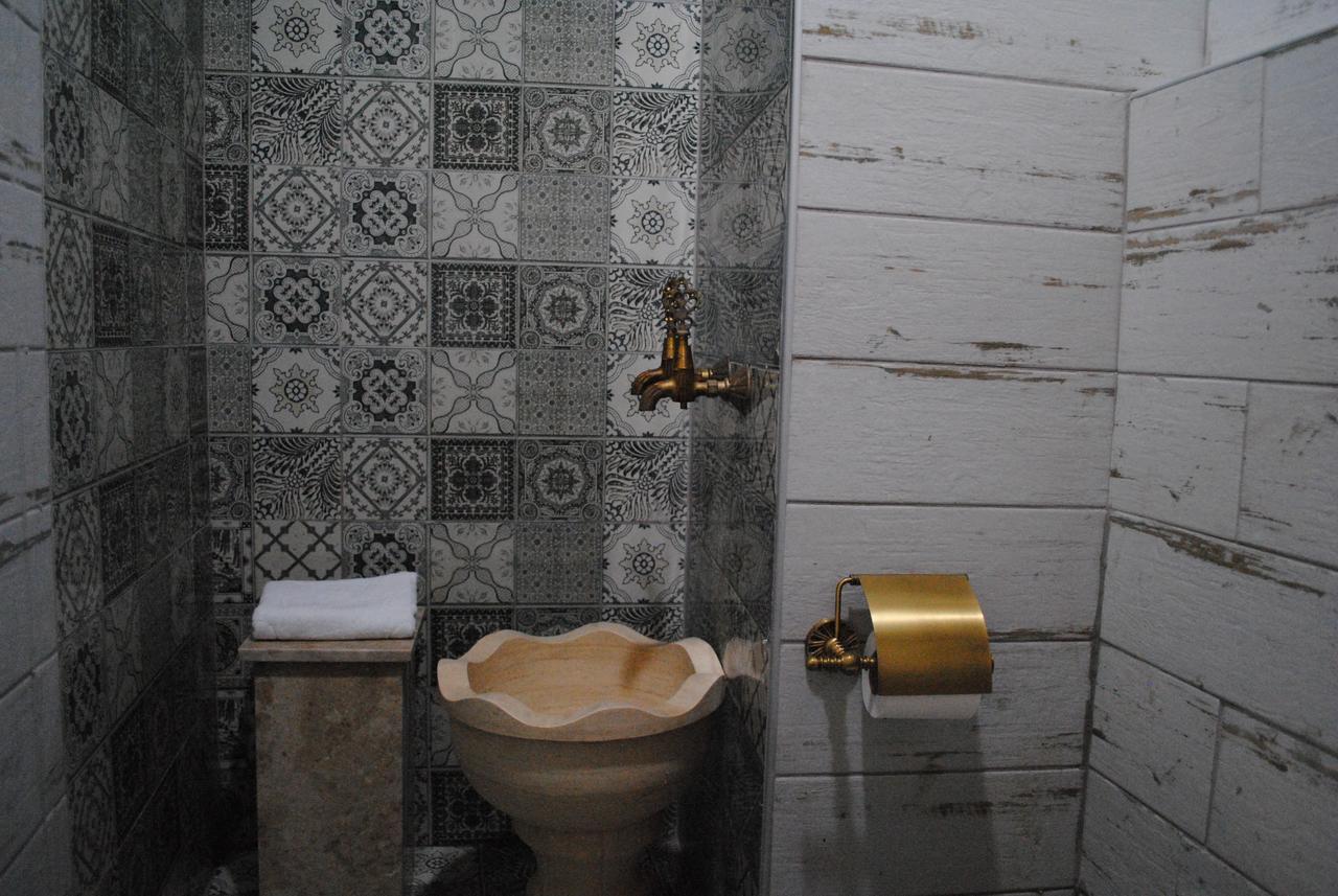 Silenos Boutique Hotel セェフェリヒサール エクステリア 写真